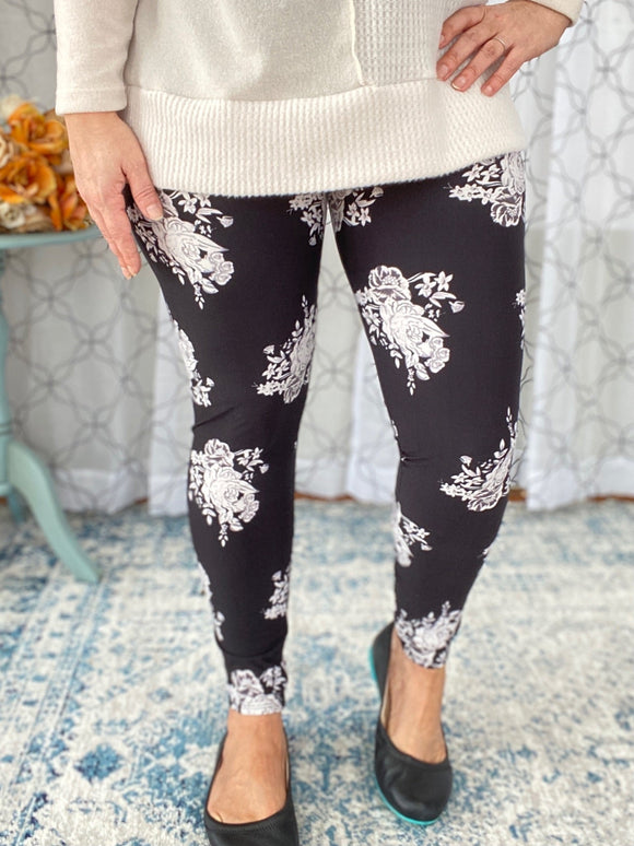 Find Yourself in Floral Leggings *Online Exclusive*